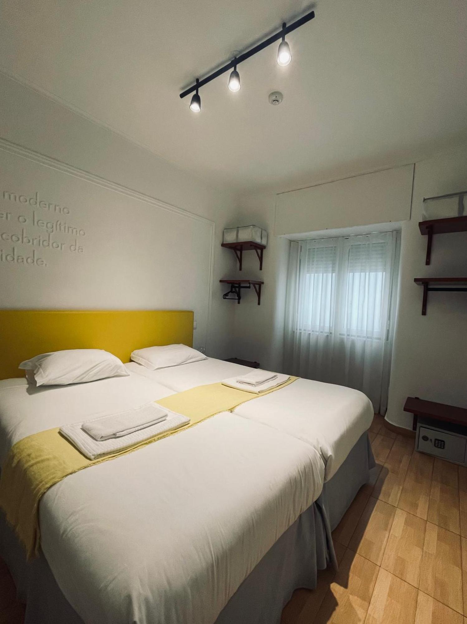 Local House Lisbon Hotel Luaran gambar