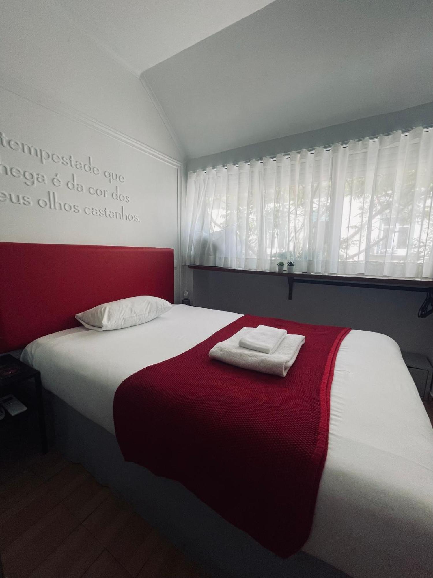 Local House Lisbon Hotel Luaran gambar