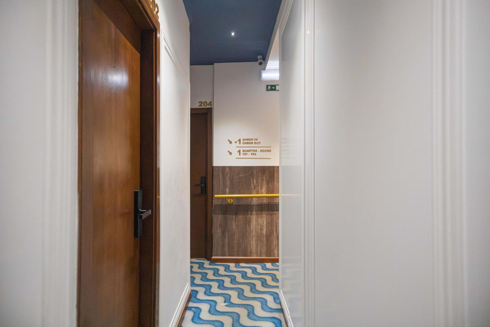 Local House Lisbon Hotel Luaran gambar